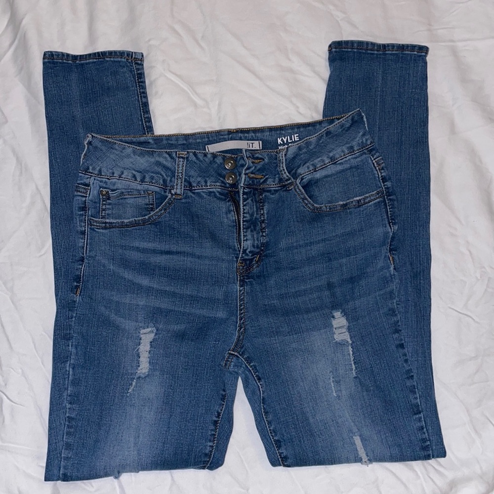 !IT- Kylie High Rise Curvy Skinny Ankle Jeans